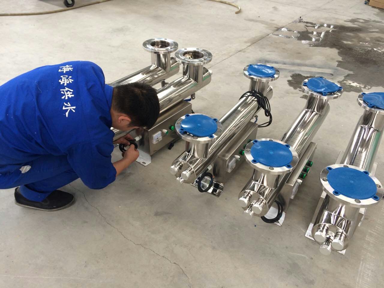 紫外線殺菌器生產(chǎn)流程.jpg 紫外線殺菌器生產(chǎn)流程.jpg